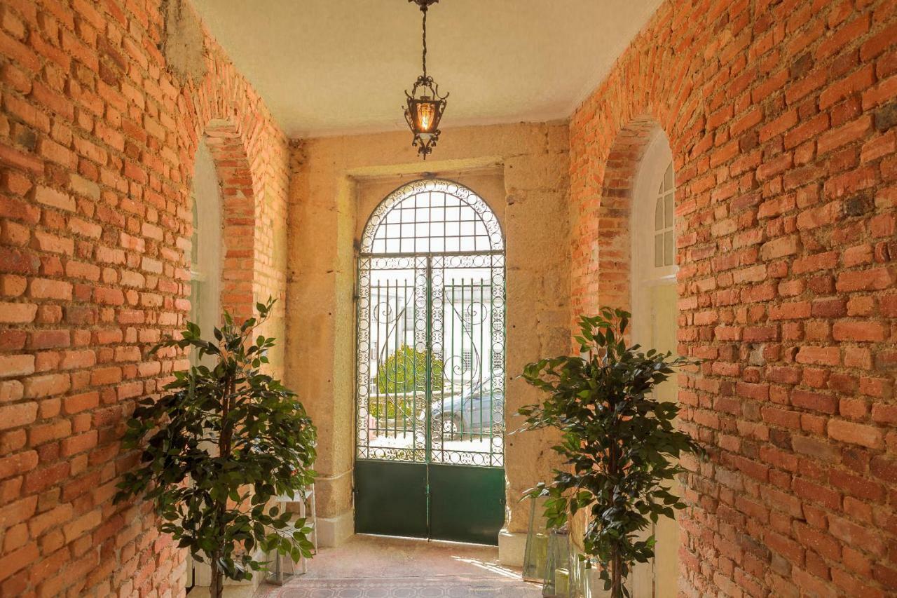 Apa M - Loft Guesthouse Jardim Das Maes Charming Viseu Buitenkant foto