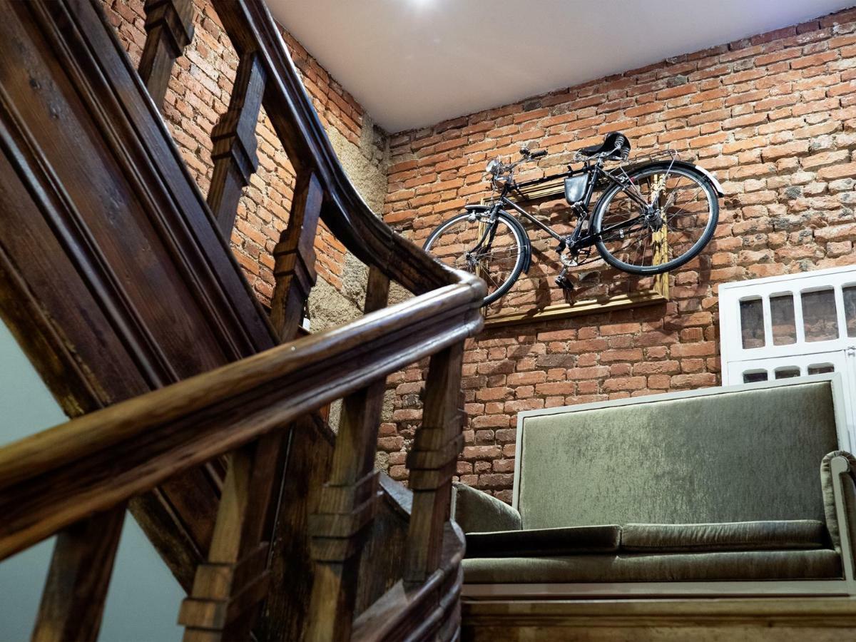 Apa M - Loft Guesthouse Jardim Das Maes Charming Viseu Buitenkant foto